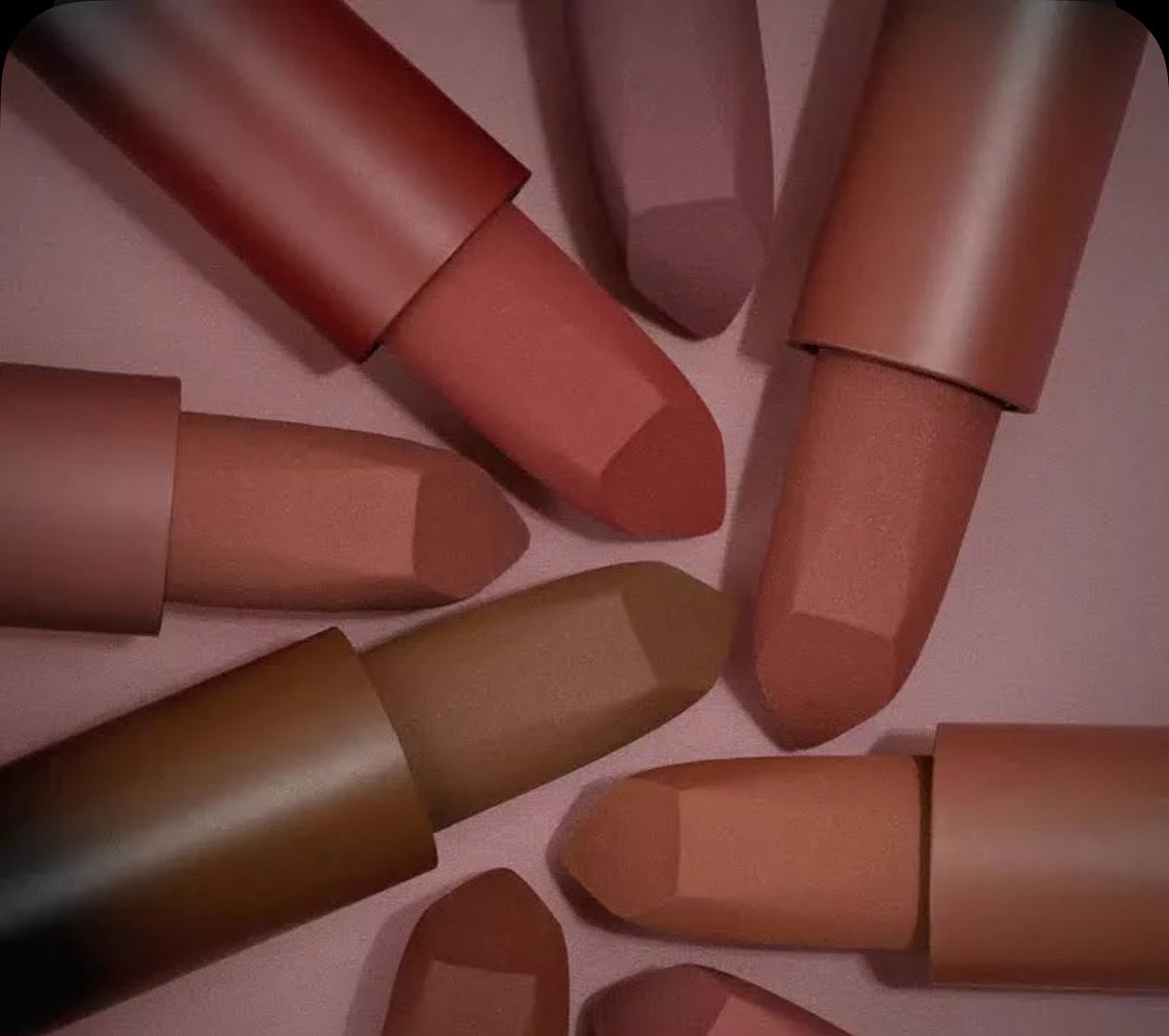 HUDA BEAUTY