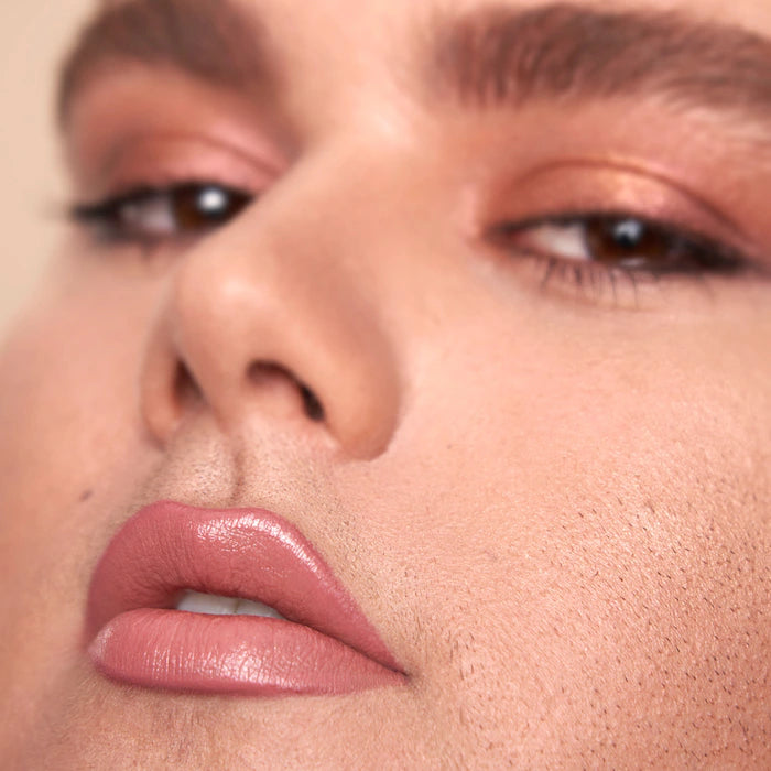 HUDA BEAUTY